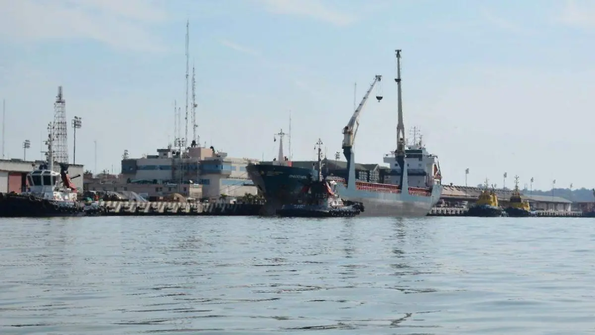 Pasos de lanchas en el río Pánuco operan con normalidad por el ingreso del frente frío 45